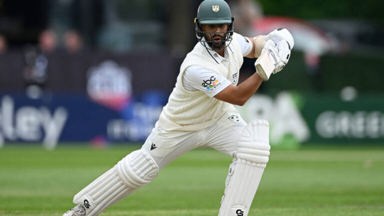 Brett D’Oliveira and Matthew Waite Secure Draw for Worcestershire Against Lancashire