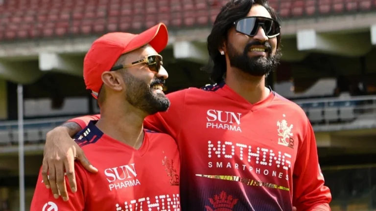 Krunal Pandya playfully taunts Dinesh Karthik after RCB coach forgets his role i – Krunal Pandya Playfully Taunts Dinesh Karthik After RCB Dressing Room Omission