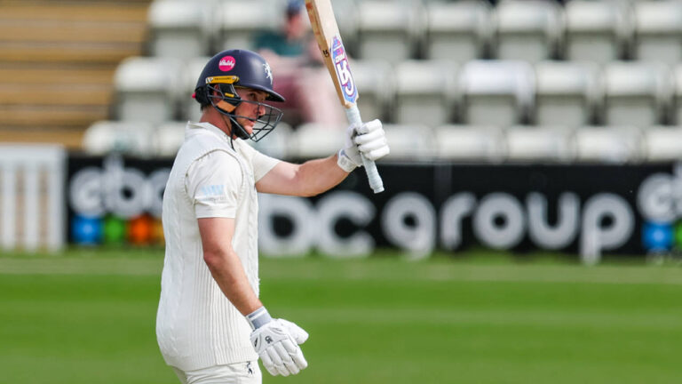 Benjamin, Compton, Dawkins fifties keep Kent on even keel: Day One Report